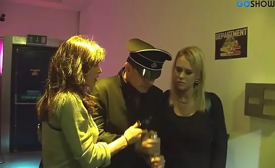 Explicit Scenes Trio of Whores, Blowjobs Kinky Delights